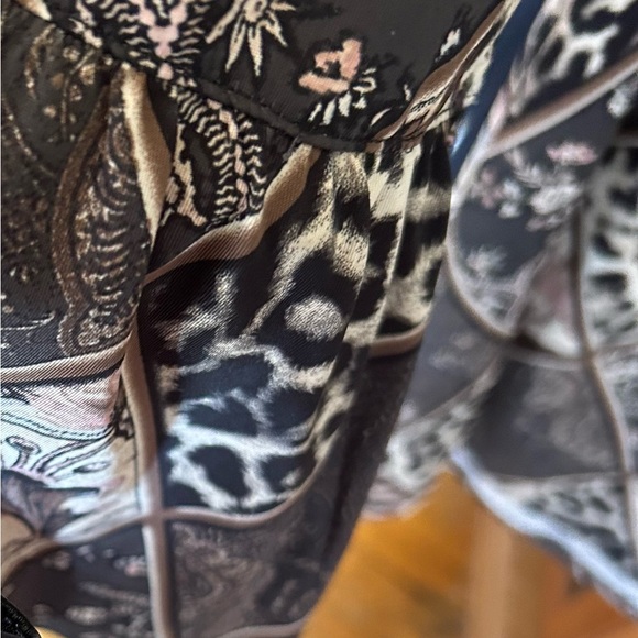 Women blouse - Picture 6 of 7